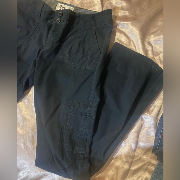 SO black y2k cargo flared pants - Picture 3 of 7